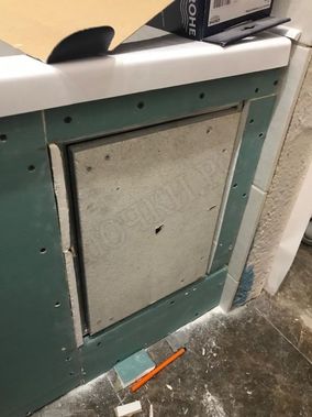 Люк под плитку Нажимной Секрет-Лайт 400*400 Люк под плитку Нажимной Секрет-Лайт 400*400