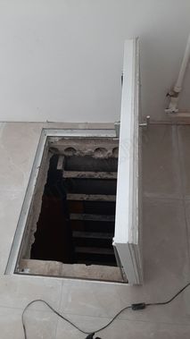 Напольный люк Самоподъемный Невидимка уголок 700*900 Напольный люк Самоподъемный Невидимка уголок 700*900